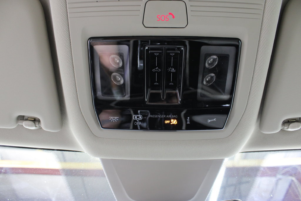 Used 2025 Volkswagen Atlas SEL Premium R-Line AWD/4WD image 30
