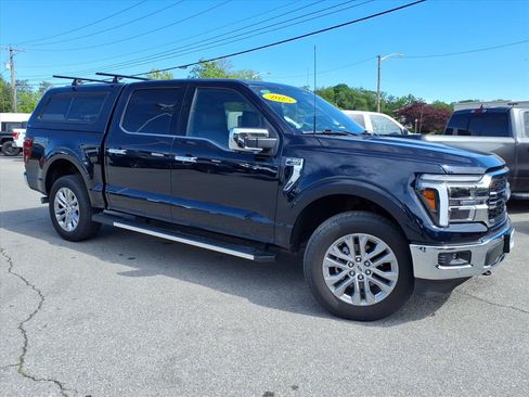 Used 2025 Ford F150 Lariat w/ Equipment Group 502A High AWD/4WD image 2
