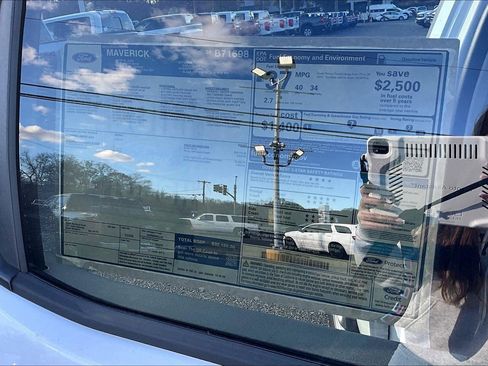 New 2025 Ford Maverick XL w/ Equipment Group 101A image 14