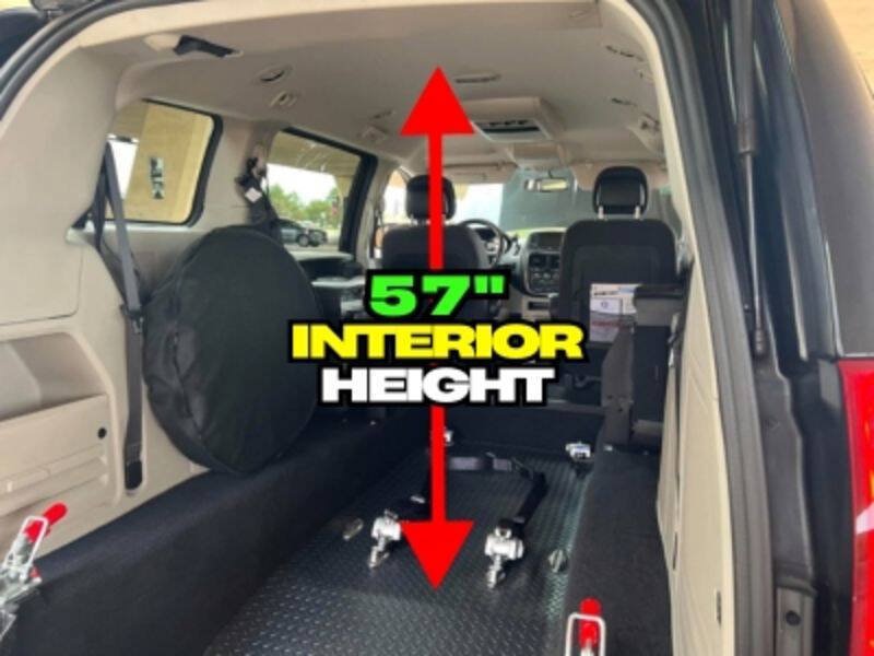 Used 2017 Dodge Grand Caravan SE w/ Power Window Group FWD image 45