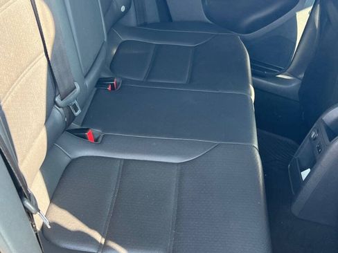 Used 2013 Volkswagen Jetta SE FWD image 41