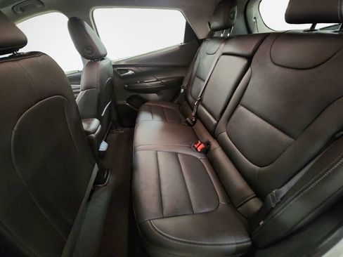 Used 2022 Chevrolet Bolt LT w/ Infotainment Package FWD image 25