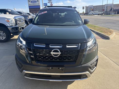 Used 2023 Nissan Pathfinder Rock Creek image 2