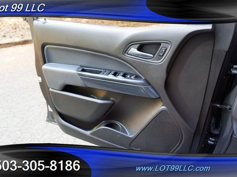 Used 2016 Chevrolet Colorado Z71 AWD/4WD image 27