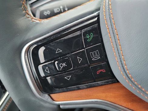 Used 2023 Jeep Grand Wagoneer Series II image 48