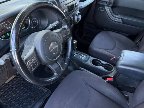 Used 2013 Jeep Wrangler Unlimited Sport AWD/4WD image 12