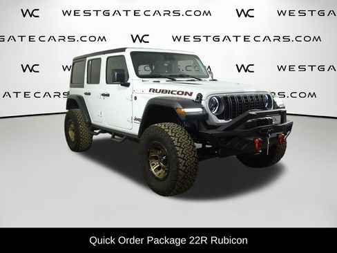 Used 2024 Jeep Wrangler Unlimited Rubicon image 2
