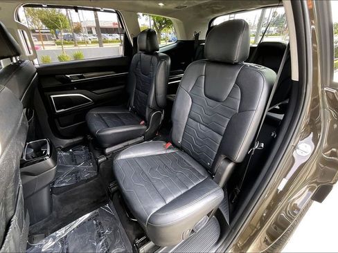 Used 2021 Kia Telluride SX w/ SX Prestige Package AWD/4WD image 19