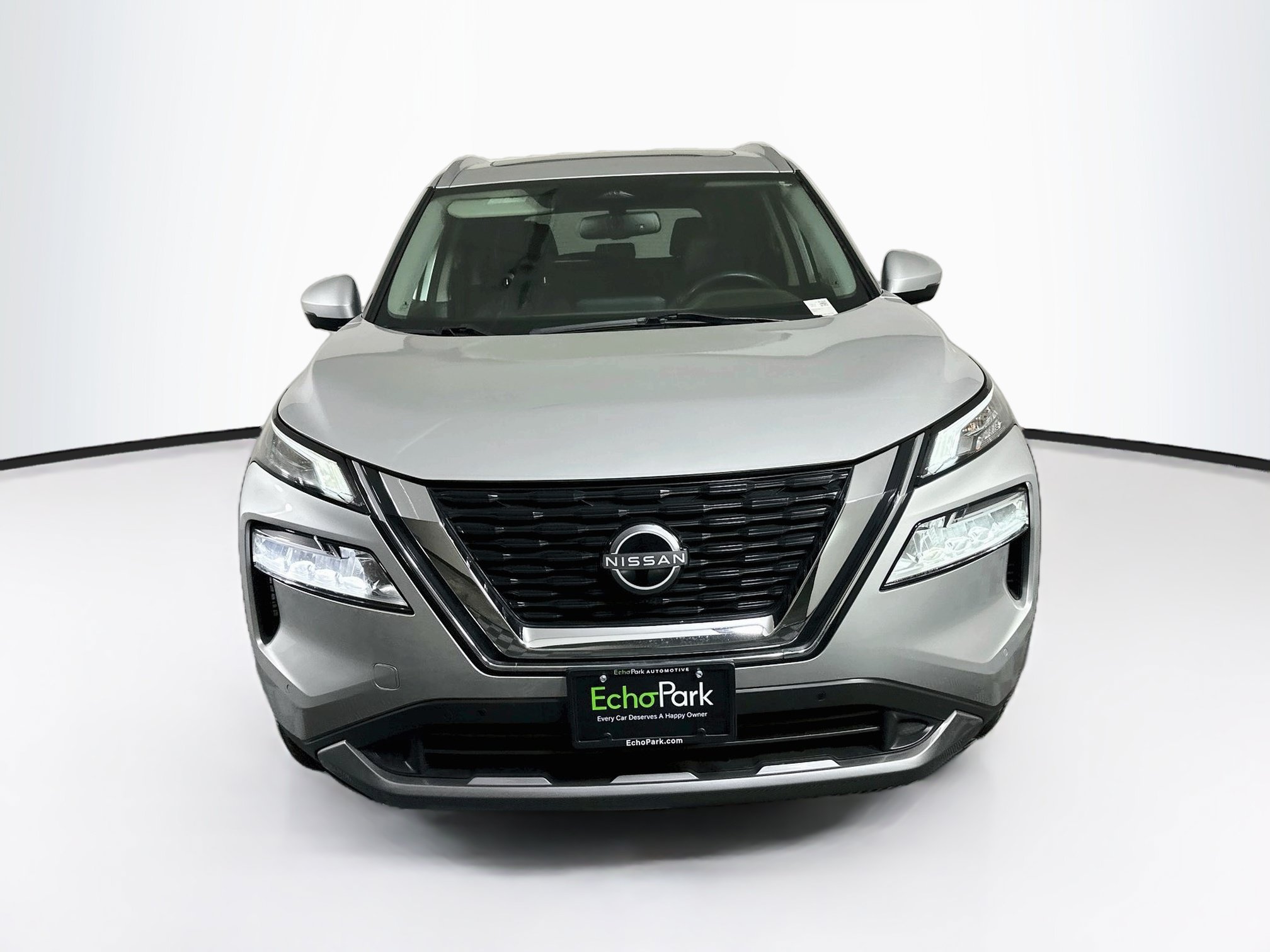 Used 2023 Nissan Rogue SL w/ SL Premium Package FWD image 2