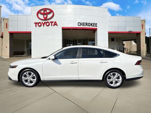 Used 2023 Honda Accord LX image 8