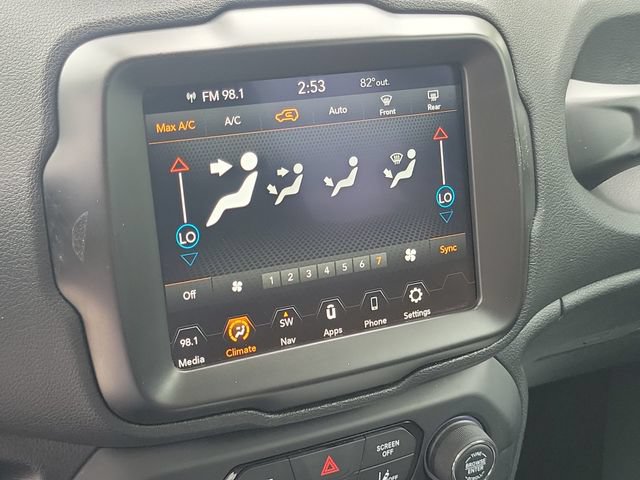 Used 2023 Jeep Renegade Latitude AWD/4WD image 15