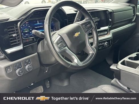 Used 2024 Chevrolet Silverado 2500 LT w/ Convenience Package image 7