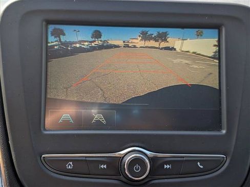 Used 2017 Chevrolet Malibu Hybrid FWD image 13