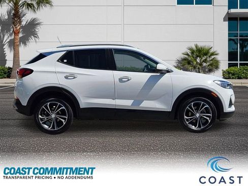 Certified 2023 Buick Encore GX Select FWD image 5