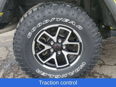 Used 2024 Jeep Wrangler Unlimited Rubicon image 6