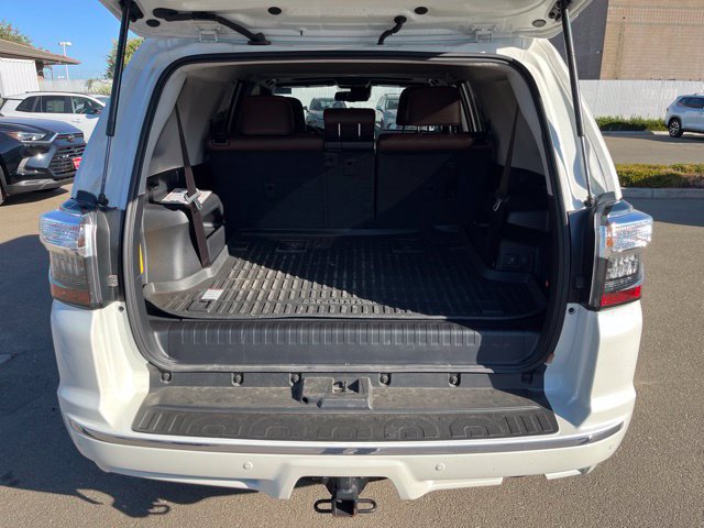 Used 2023 Toyota 4Runner Limited AWD/4WD image 11