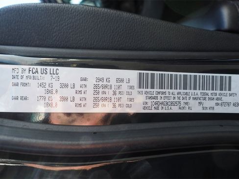 Used 2019 Dodge Durango SXT w/ 3rd Row Seating Group image 29