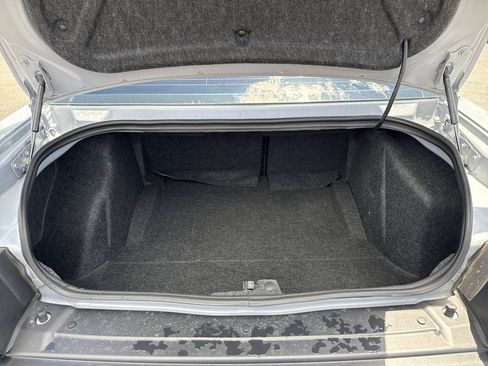 Used 2022 Dodge Challenger R/T Scat Pack RWD image 17