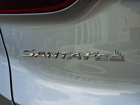 Certified 2023 Hyundai Santa Fe SEL w/ Premium Package AWD/4WD image 29