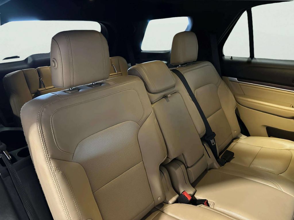Used 2016 Ford Explorer Limited AWD/4WD image 25