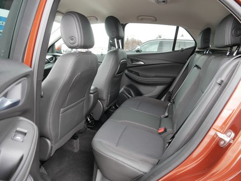 Used 2020 Buick Encore GX Select image 35