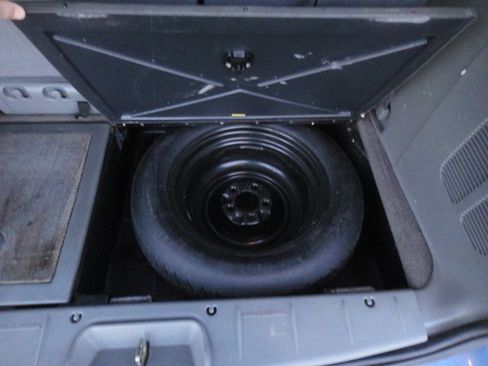 Used 2007 Dodge Grand Caravan SXT w/ Leather Interior Group image 28