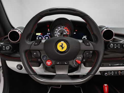 Used 2022 Ferrari F8 Tributo RWD image 63