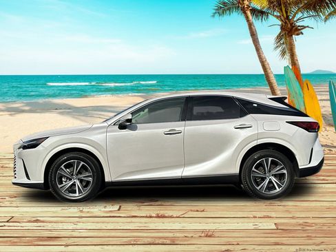 Used 2023 Lexus RX 350 Premium image 2