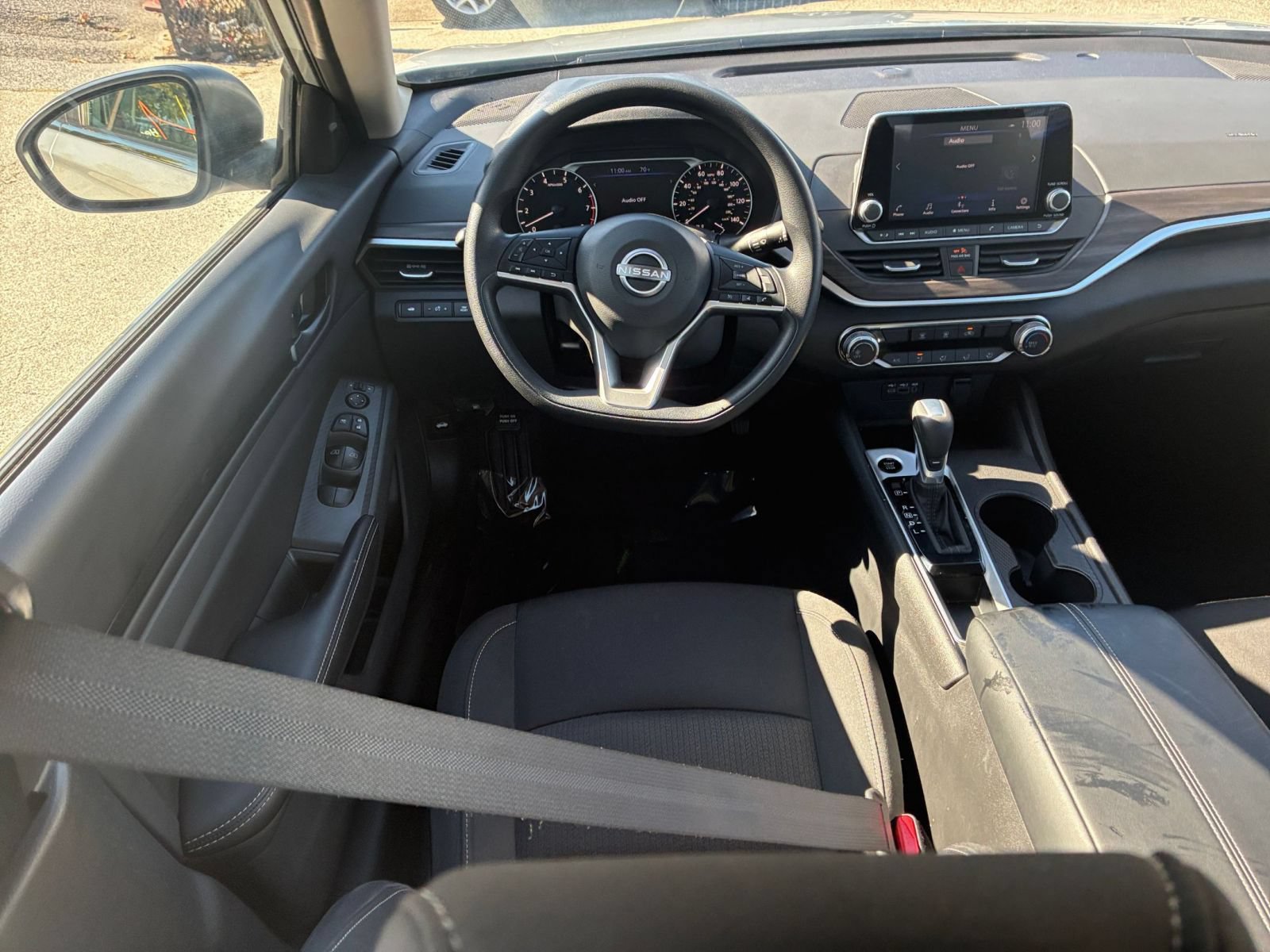 Used 2026 Nissan Altima 2.5 SV FWD image 28