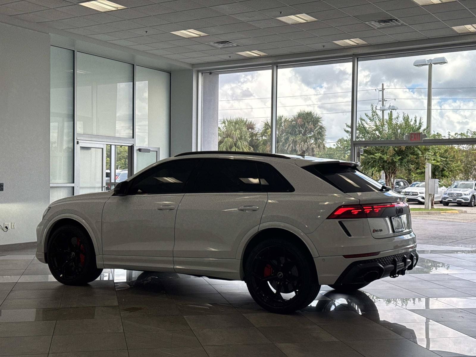 Used 2025 Audi RS Q8 performance AWD/4WD image 27