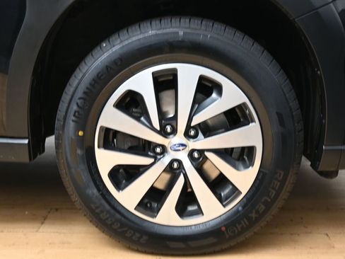 Used 2023 Subaru Outback Premium AWD/4WD image 13