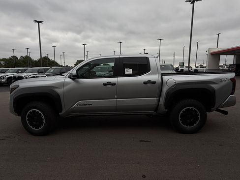 New 2026 Toyota Tacoma TRD Off-Road AWD/4WD image 26