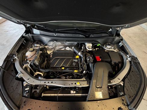 Used 2025 Chevrolet Trax LT image 31