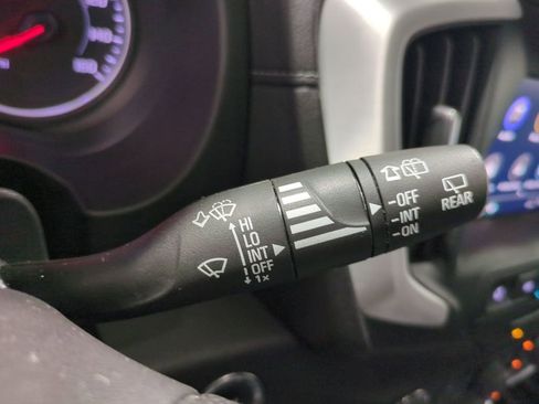 Used 2022 GMC Terrain SLE w/ Driver Convenience Package image 31