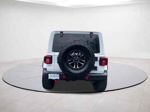 Certified 2024 Jeep Wrangler Unlimited Rubicon AWD/4WD image 5