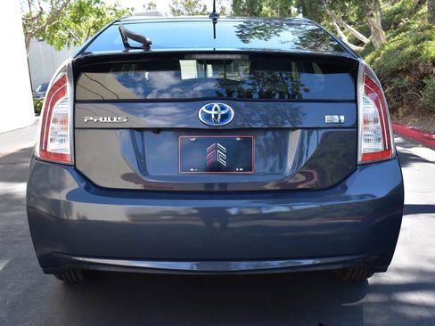 Used 2015 Toyota Prius Three FWD image 5