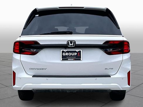 New 2026 Honda Odyssey Elite image 4