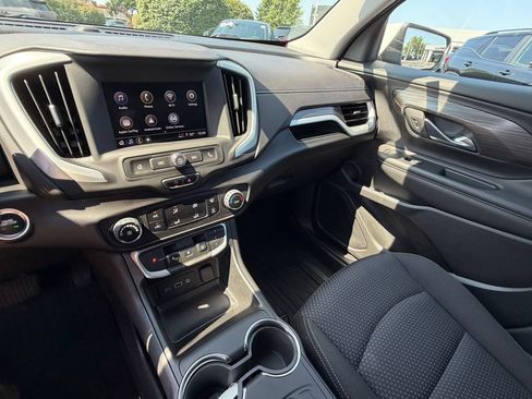Certified 2023 GMC Terrain SLE FWD image 31
