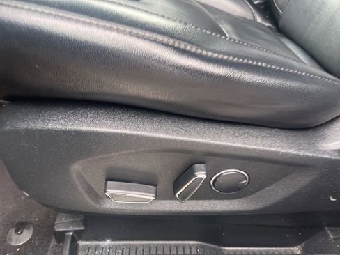 Used 2017 Ford Edge Titanium image 22