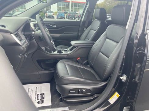 Used 2023 GMC Acadia SLT AWD/4WD image 16
