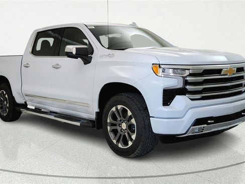 New 2026 Chevrolet Silverado 1500 High Country w/ Technology Package AWD/4WD image 1