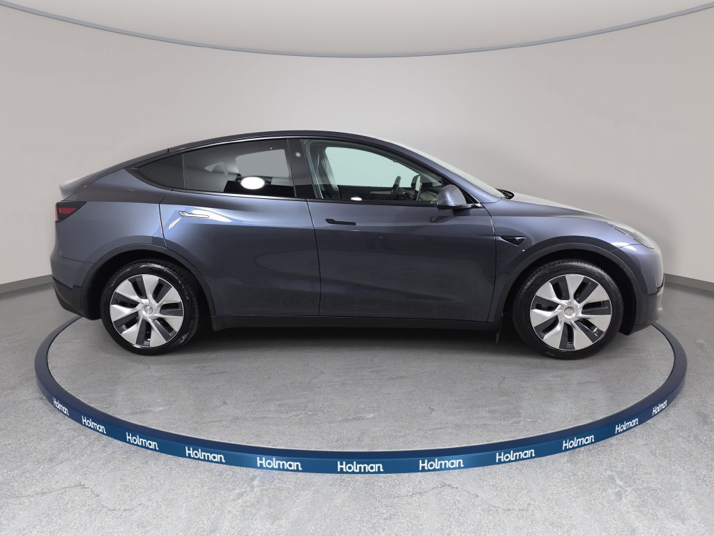 Used 2023 Tesla Model Y Long Range AWD/4WD image 5