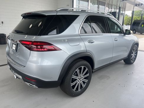 Certified 2025 Mercedes-Benz GLE 450e 4MATIC image 10