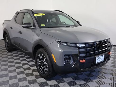 Certified 2025 Hyundai Santa Cruz XRT AWD/4WD image 1
