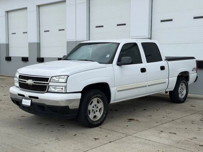 Used 2006 Chevrolet Silverado 1500 LT w/ Light Duty Power Package