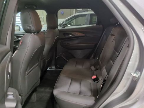 Used 2023 Chevrolet TrailBlazer RS w/ Convenience Package AWD/4WD image 15