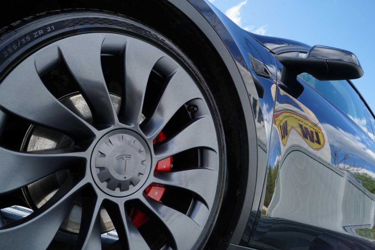 Used 2023 Tesla Model Y Performance AWD/4WD image 76