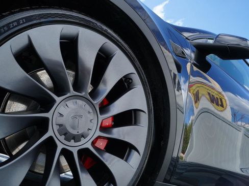 Used 2023 Tesla Model Y Performance AWD/4WD image 76