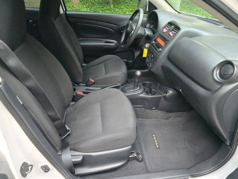 Used 2017 Nissan Versa S Plus image 11