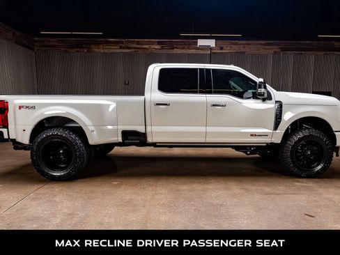 Used 2026 Ford F350 Platinum w/ Platinum Plus Package AWD/4WD image 11